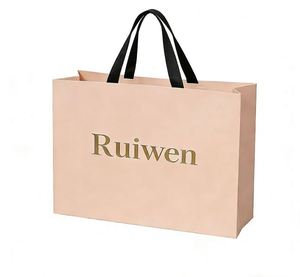 Sac en papier recyclable fait main avec logo personnalisé, finition mate ou brillante, emballage cadeau avec poignée en ruban - Product Image 4