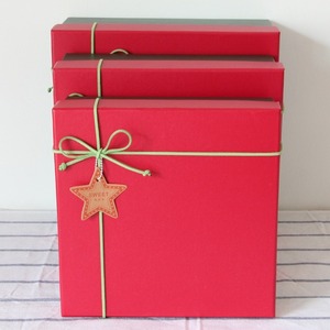 Custom Printing Cardboard Christmas Candy Gift Paper Box Christmas Eve Box with Ribbon Closure for Packaging - Product Image 1