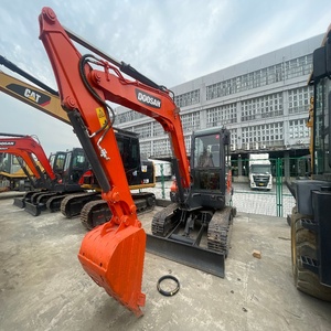Excavatrice Doosan DX60-9 d'occasion en excellent état de fonctionnement avec moteur Yanmar, engrenages et composants de roulement - Product Image 5