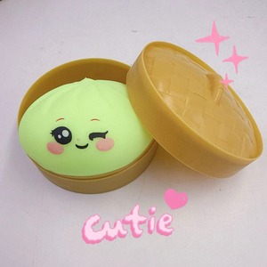 ของเล่นบีบซาลาเปาจำลอง ของเล่นบีบคลายเครียด ของเล่นบีบบิดซาลาเปา ของเล่นบีบซาลาเปาแบบมีโลโก้ สำหรับเด็กวัยรุ่น - Product Image 5