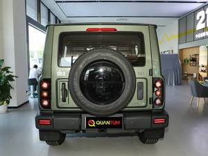 212 Off-Road 2024 2.0T Explorer, espace de chargement spacieux, beaux phares, voiture à essence, en bon état, idéal pour les amateurs d'aventure - Product Image 6