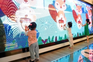 Trò chơi nhóm, trò chơi tương tác dẫn đầu, tương tác trên tường và sàn, thể thao vui nhộn, trận chiến lưới, trò chơi bóng - Product Image 6