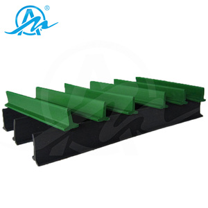 Sabuk konveyor kualitas tinggi sabuk konveyor Pvc hijau ditambahkan dengan cleat - Product Image 4