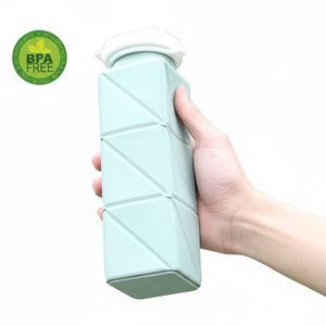 Bouteille d'eau en silicone réutilisable de 620ml avec logo personnalisé, paille écologique, voyage, camping, course à pied, gym, sport, enfants, sans Bpa - Product Image 1