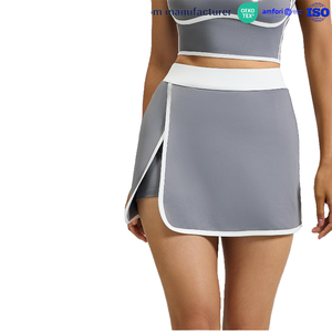 Faldas de tenis transpirables de nailon/spandex marrón para mujer con pantalones cortos de forro interior, personalizables con nombre de equipo, para adultos, para usar en canchas de tenis en verano. - Product Image 4