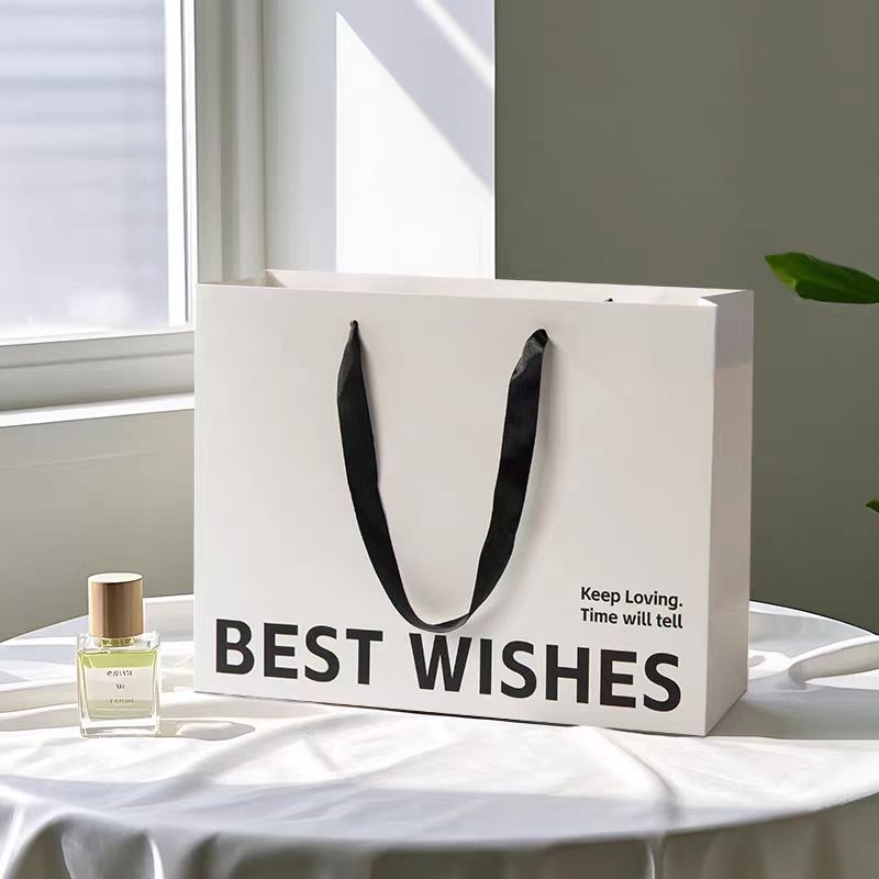 New Arriver Reusable Attractive Lightweight Paper Bags Eco-friendly Cost-effective Portable Multi-Purpose Paper Bags