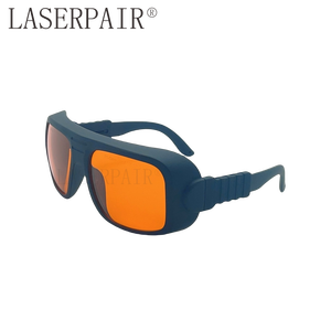 <span class=keywords><strong>CE</strong></span> EN207 OD7 + แว่นตานิรภัย532nm 355nm 266nm แสงเลเซอร์อัลตราไวโอเลตแว่นตาสีเขียวสำหรับป้องกันดวงตาเครื่องยิงเลเซอร์