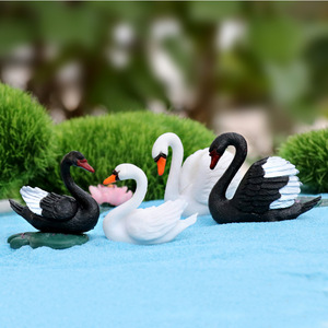 Fai da te casa delle bambole giocattolo in miniatura figurina animale simulato auto sabbia tavolo decorazione paesaggistica <span class=keywords><strong>cigno</strong></span> <span class=keywords><strong>nero</strong></span> - Product Image 4