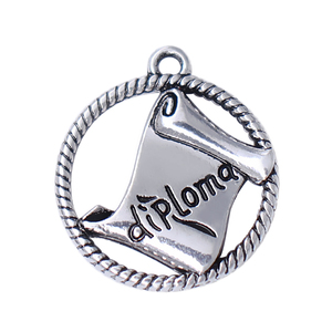 Accessoires rétro personnalisés étudiants école cadeaux Graduation Souvenir pendentifs sculpter lettre diplôme breloques - Product Image 1