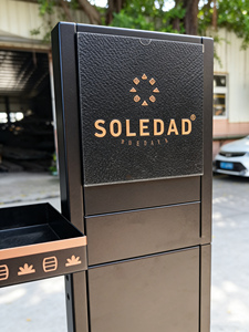 Expositor de Lujo Personalizado de Madera y Metal para Botellas de Vino, Whisky, Cerveza, Alcohol y <span class=keywords><strong>Tequila</strong></span>, para Tiendas, Bares y Venta al por Mayor - Product Image 4