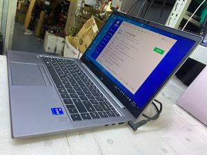 Usado para H-P ZBook 14 G8 Core i5 11ª generación, 8GB de memoria, SSD NVMe de 256GB, portátil de diseño para estación de trabajo. - Product Image 4