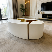 Ensemble de tables basses modernes de luxe, blanches, géométriques irrégulières, tables centrales, base dorée polie, meubles minimalistes pour salon