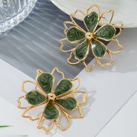 Pendientes de Estilo Europeo Americano con Forma de Flor Esmaltada Vibrante, Hechos a Mano, Delicados, para Mujer