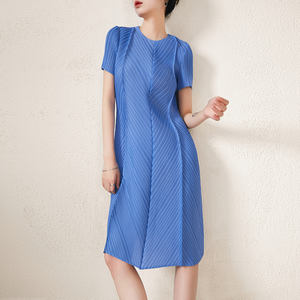 Miyake robe plissée femmes vêtements pour femmes de haute qualité conception ample texture robes mi-longues fabricant de vêtements - Product Image 5