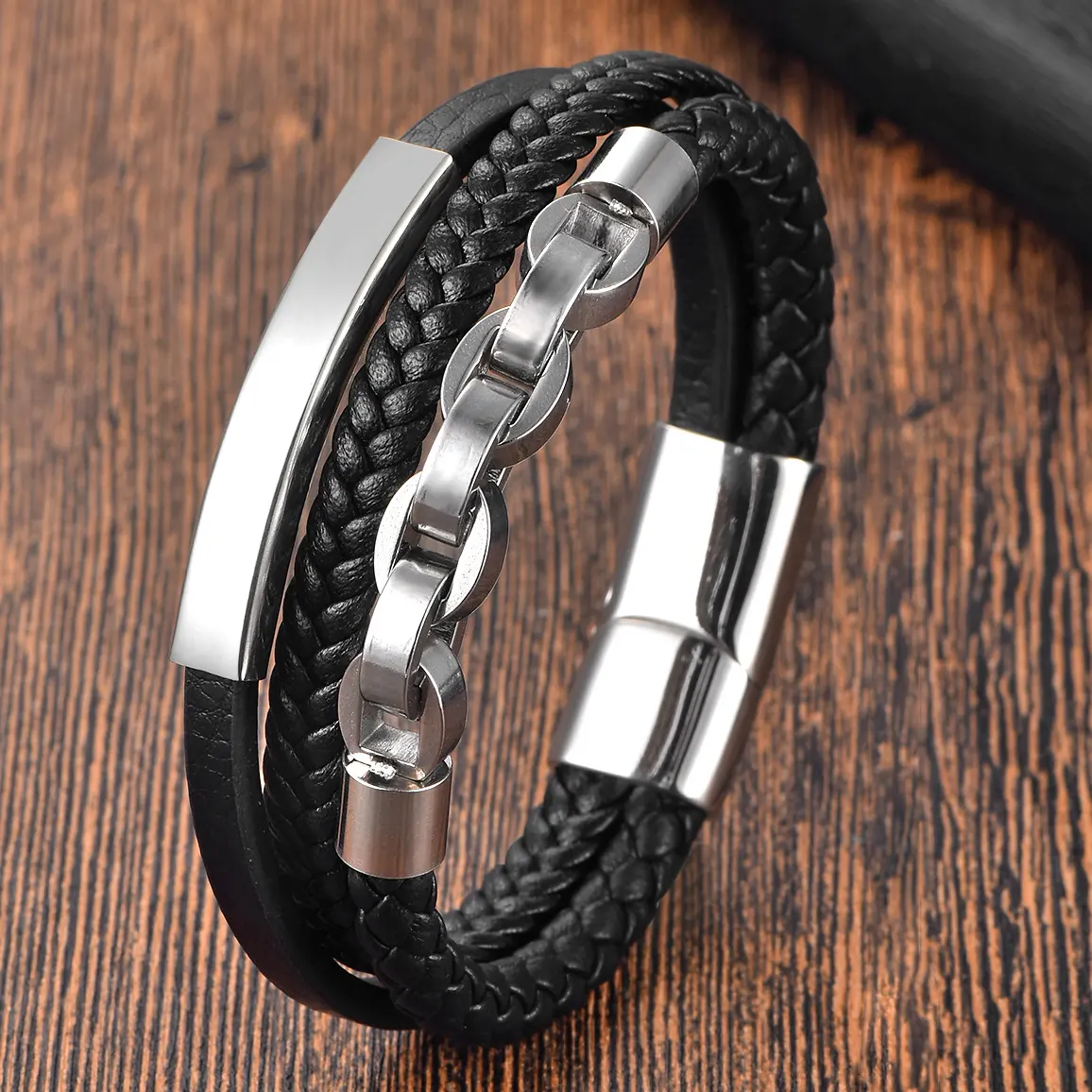 High Quality Stainless Steel Magnetic Clasp Genuine leather Men's Bracelet Customized Three-Layer Leather Woven Leather Bracelet
