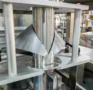 LPMEI Easy to Operate Automatic Vertical Liquid Film Pouch Tomato <strong>Ketchup</strong> Sauce Wrapping Labeling Packaging Filling Machine - Product Image 4