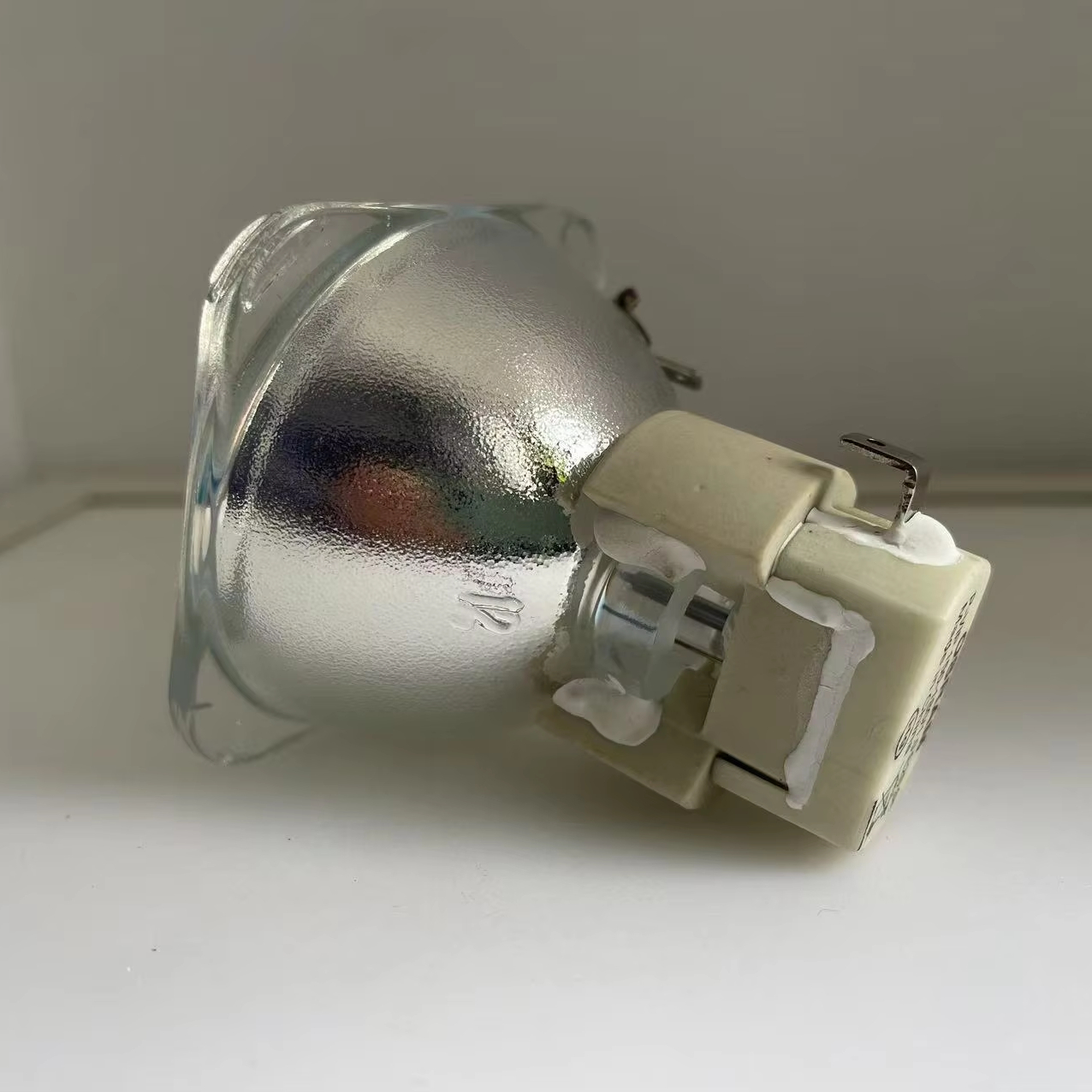 VIP150-180W 1.0E20.6 Original Mercury Lamp Bulb Replacement for