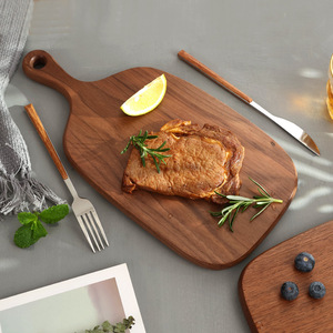Tabla de cortar de madera de nogal negro de 34x20 cm, madera maciza para uso en la cocina del hogar, tabla de picar - Product Image 2