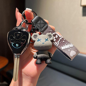 Étui de clé de voiture en TPU avec logo d'ours dégradé pour <span class=keywords><strong>Toyota</strong></span> Camry/<span class=keywords><strong>Corolla</strong></span>/Crown/RAV4 (hommes et femmes) - Product Image 1