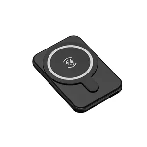 High Quality Mini Slim Magnet Qi Wireless Charger 5000mAh Powerbank With Magnetic Function 5W Power Bank