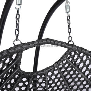 Fauteuil suspendu double Hitree en rotin pour jardin, patio, ou salon, avec structure en métal - Product Image 6