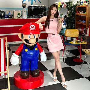 Escultura de Personajes de Películas y TV de Mario y Luigi, Grande, Ecológica, de Fibra de Vidrio, Diseño Personalizable Hecho a Mano para Jardín Exterior - Product Image 4