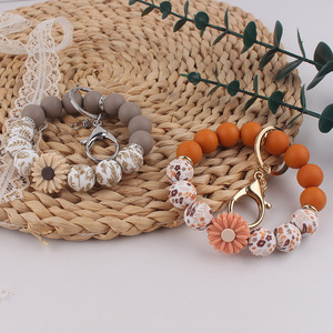 Gelang manik-manik silikon jimat Daisy desain baru gantungan kunci daun motif bunga manik-manik elastis gelang gantungan kunci hadiah bunga untuk anak perempuan - Product Image 2