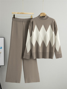 跨境秋冬女装时尚撞色菱形图案拼布宽松休闲防皱毛衣套装 - Product Image 1