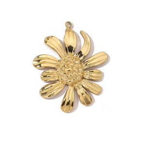 قلادة فرنسية مربعة الشكل من التيتانيوم الصلب المقاوم للصدأ ، قلادة على شكل قلب ، أقراط مطلية باللؤلؤ سهلة الاستخدام - Product Image 3