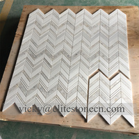 Mosaïque de marbre en chevrons blanc et nacré, style statuario, provenant de Chine