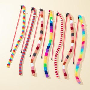 Juguete para Gatos con Varilla de Plástico de 42 cm, Peluche de Oruga Arcoíris - Product Image 1