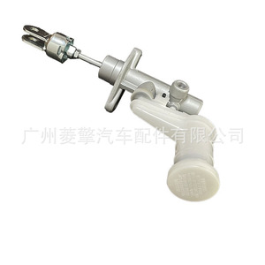 Cylindre maître d'embrayage Mitsubishi MR374858 pour PaJero V73W V77W V93W V97W, pièce de rechange neuve - Product Image 3