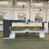 Machine de découpe de placage de bois CNC hydraulique robuste avec commande PLC, guillotine hydraulique pour le découpe de placage de bois CNC