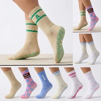 Chaussettes en coton antidérapantes pour femmes, avec logo personnalisé, pour Pilates, Yoga et Ballet, vente en gros, design antidérapant, fourniture directe usine