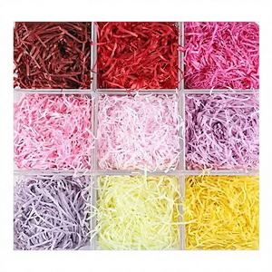 Boîte cadeau en raphia Rafi Grass, emballage décoratif, papier de remplissage déchiqueté, papier de soie, papier à dessin, emballages en papier, Chine - Product Image 1