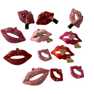 Kız bling bling kristal dudaklar charms seksi dudaklar takılar takı yapımı için çeşitli rhinestone dudaklar charms kolye koleksiyonu