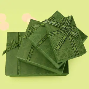 Conception personnalisée Logo imprimé Marque de luxe Vert Couvercle en carton et boîte de base Paquets Boîte-cadeau en papier pour magasin
