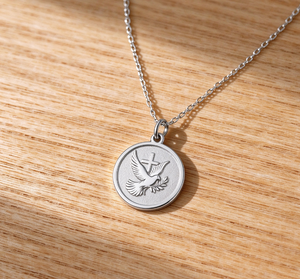 Collana con Ciondolo <span class=keywords><strong>a</strong></span> Forma di Colomba della <span class=keywords><strong>Pace</strong></span> in Acciaio Inox, Placcata in Oro PVD, Gioiello Religioso Elegante per Donna - Product Image 6