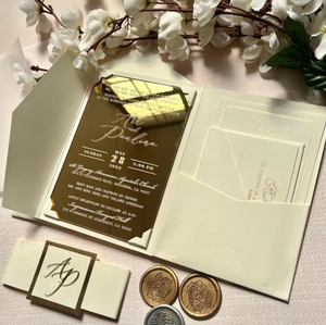 Invitación de Boda de Acrílico Espejo de Lujo Personalizada con Bolsillo, Tarjeta RSVP, Sello de Cera y Detalle en Lámina Dorada - Product Image 5