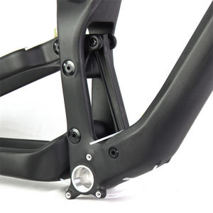 <span class=keywords><strong>Cadre</strong></span> de <span class=keywords><strong>vélo</strong></span> de montagne tout suspendu LightCarbon 29 pouces, <span class=keywords><strong>cadre</strong></span> de VTT en fibre de <span class=keywords><strong>carbone</strong></span> OEM <span class=keywords><strong>chinois</strong></span> pas cher 27,5 pouces - Product Image 4