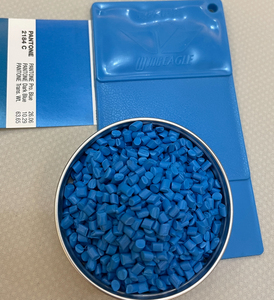 PANTONG 2184C Blue PE <span class=keywords><strong>Masterbatch</strong></span> konsentrasi tinggi dengan mudah dispersibel warna <span class=keywords><strong>Masterbatch</strong></span> 2% tambahan untuk kelas Film - Product Image 1