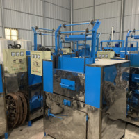Machine automatique de fabrication de têtes de poupées en PVC, équipement de production de poupées bébés en vinyle souple par moulage rotatif, fabricant