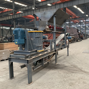 Prix de la machine de fabrication de sable à arbre vertical Concasseurs de <span class=keywords><strong>gravier</strong></span> Mini concasseur de pierres mobile à vendre - Product Image 2