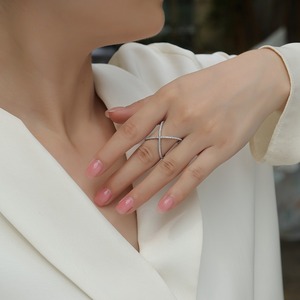 Zanlong 14032 plaqué <span class=keywords><strong>or</strong></span> <span class=keywords><strong>18</strong></span> <span class=keywords><strong>carats</strong></span> croix X plein diamant Moissanite bague en argent sterling 925 double Moissanite bague - Product Image 3