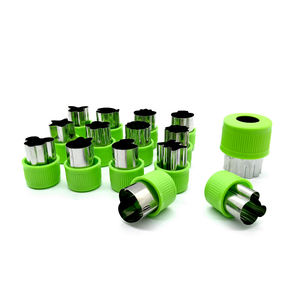 Set di taglierini per biscotti in acciaio inossidabile a forma di stella fiore di pan di zenzero - Product Image 3