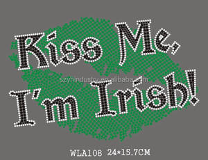 Autocollants en cristal de strass pour lèvres personnalisés Bling Kiss Me I'm Italian pour t-shirts, strass DMC à repasser, lèvres en cristal dispersées - Product Image 5