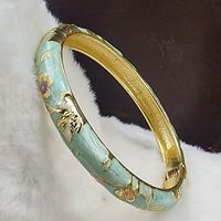 Bracelets vintage ethniques en alliage d'or gravé, avec pierres œil-de-chat colorées, motifs diamant et fleurs en relief, et émail cloisonné