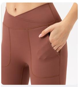 Pantaloni da yoga morbidi solidi da donna pantaloni da palestra elasticizzati in nylon di alta qualità <span class=keywords><strong>con</strong></span> apertura delle <span class=keywords><strong>gambe</strong></span> per allenamento sportivo da corsa pantaloni attillati - Product Image 3