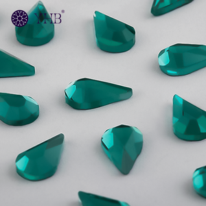 Piedras de Cristal Redondas Planas de Varios Tamaños, Sólidas y Estables, para Transferencia de Arte en Ropa Navideña - Product Image 4