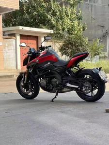 <span class=keywords><strong>Moto</strong></span> sportive nue Benelli Qianjiang Chase <span class=keywords><strong>600</strong></span> 600CC à quatre cylindres en ligne, conforme à la norme <span class=keywords><strong>Euro</strong></span> 5, refroidie par eau, à injection électronique, >190 km/h, puissante et confortable - Product Image 5